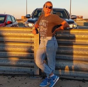 Meet your Posher, Patricia